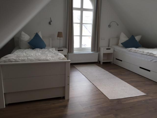 Вилла Lindenstr_ _Lille Hus 1_ Цингст Экстерьер фото