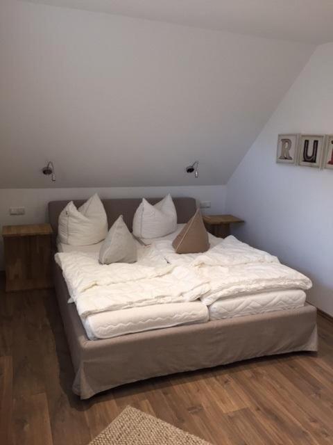 Вилла Lindenstr_ _Lille Hus 1_ Цингст Экстерьер фото